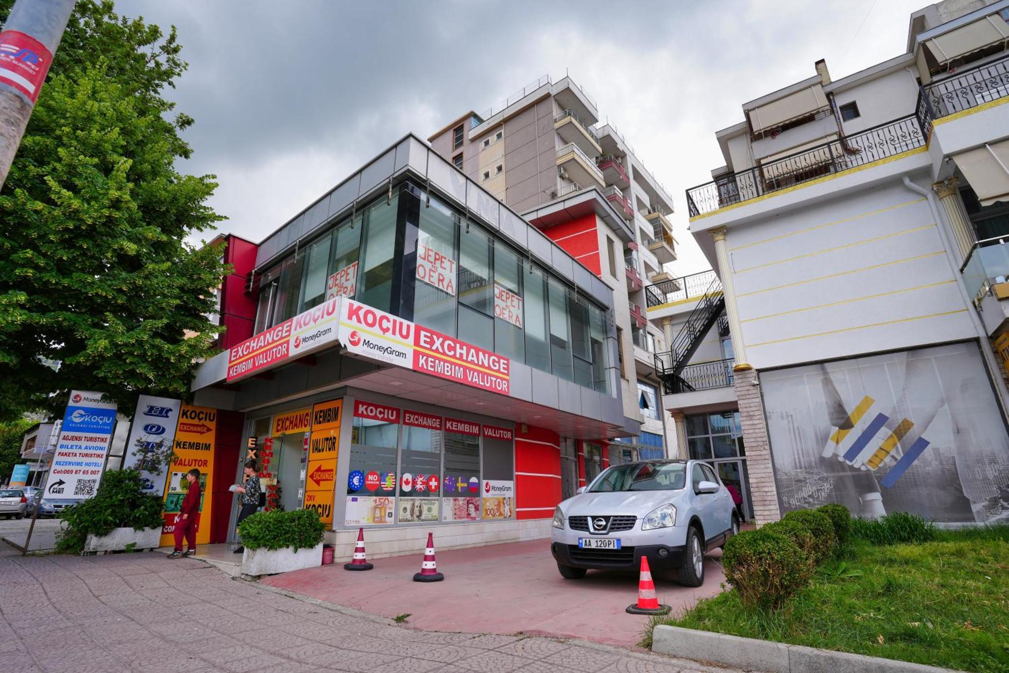 “Apheartment Gjirokastra” Apartman Kültér fotó